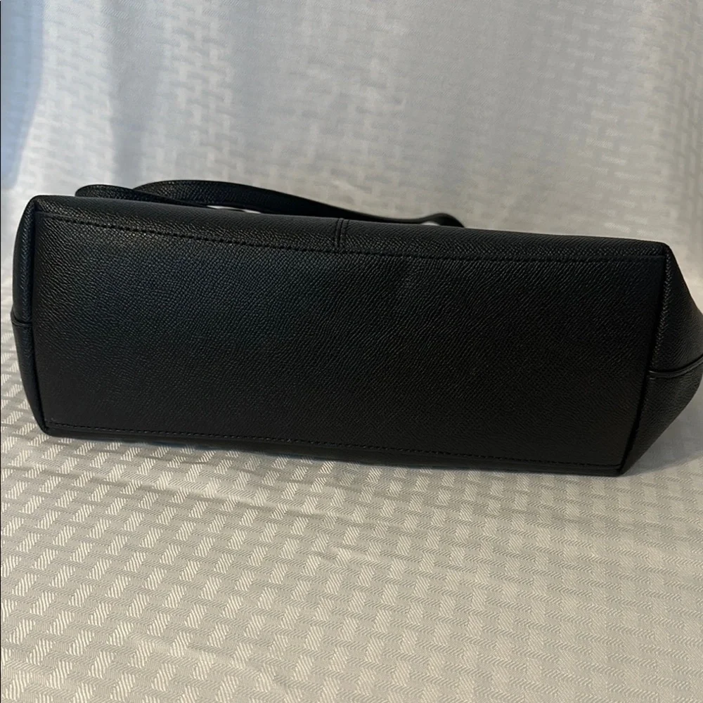 #359 Coach Black Tote with Sleek Leather Design - Picture 6 of 11